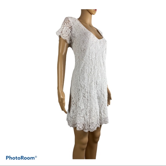 Show me your Mumu white lace  dress size medium - Picture 4 of 10